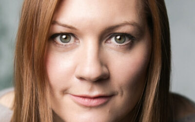 Meet the Author: Lexie Elliott