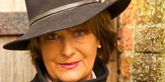 Meet the Author: Minette Walters