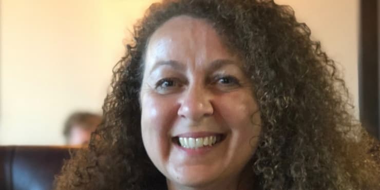 Meet the Author: Vanda Symon